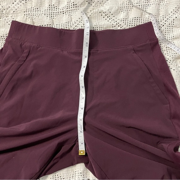 ATHLETA Maroon Tapered Joggers Size 4 - Picture 5 of 9